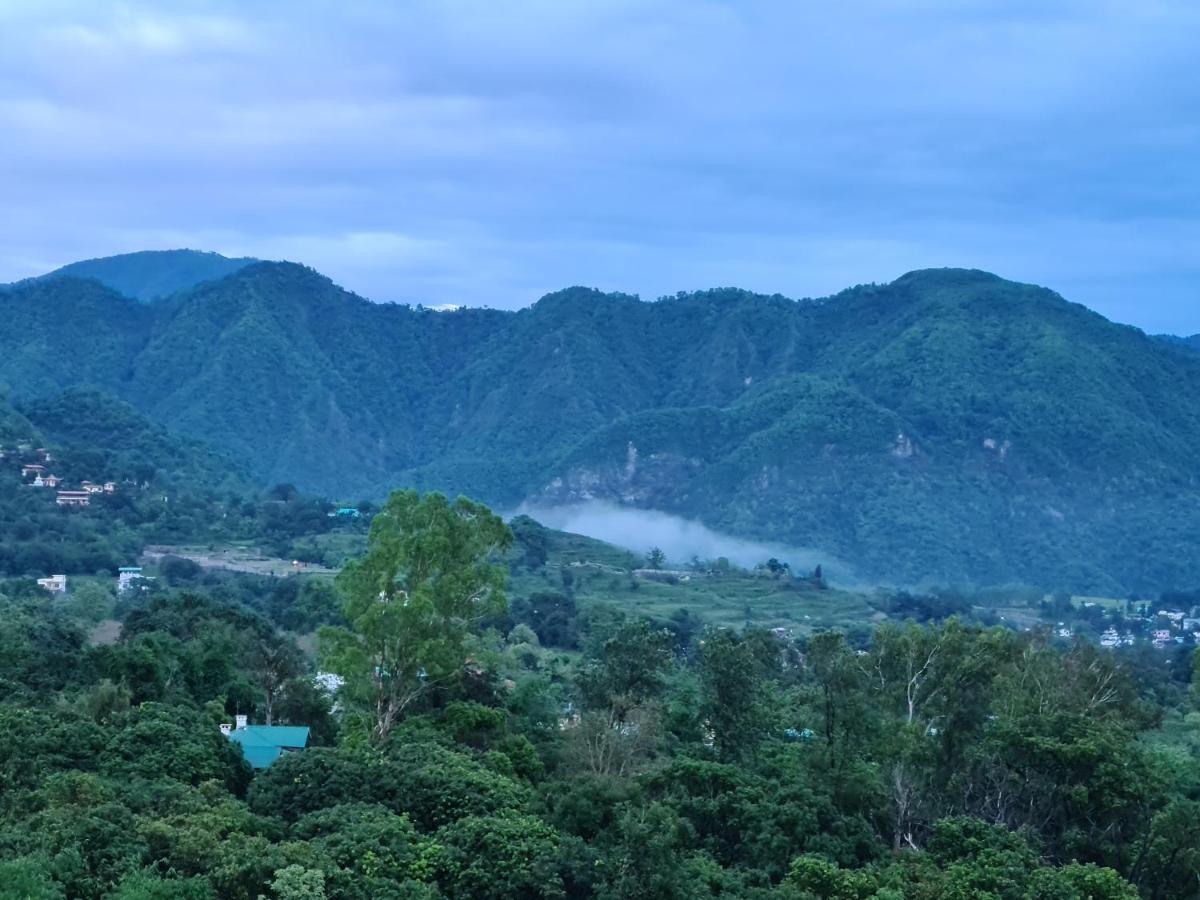 Hotel Rajpur Heights Dehradun Zewnętrze zdjęcie