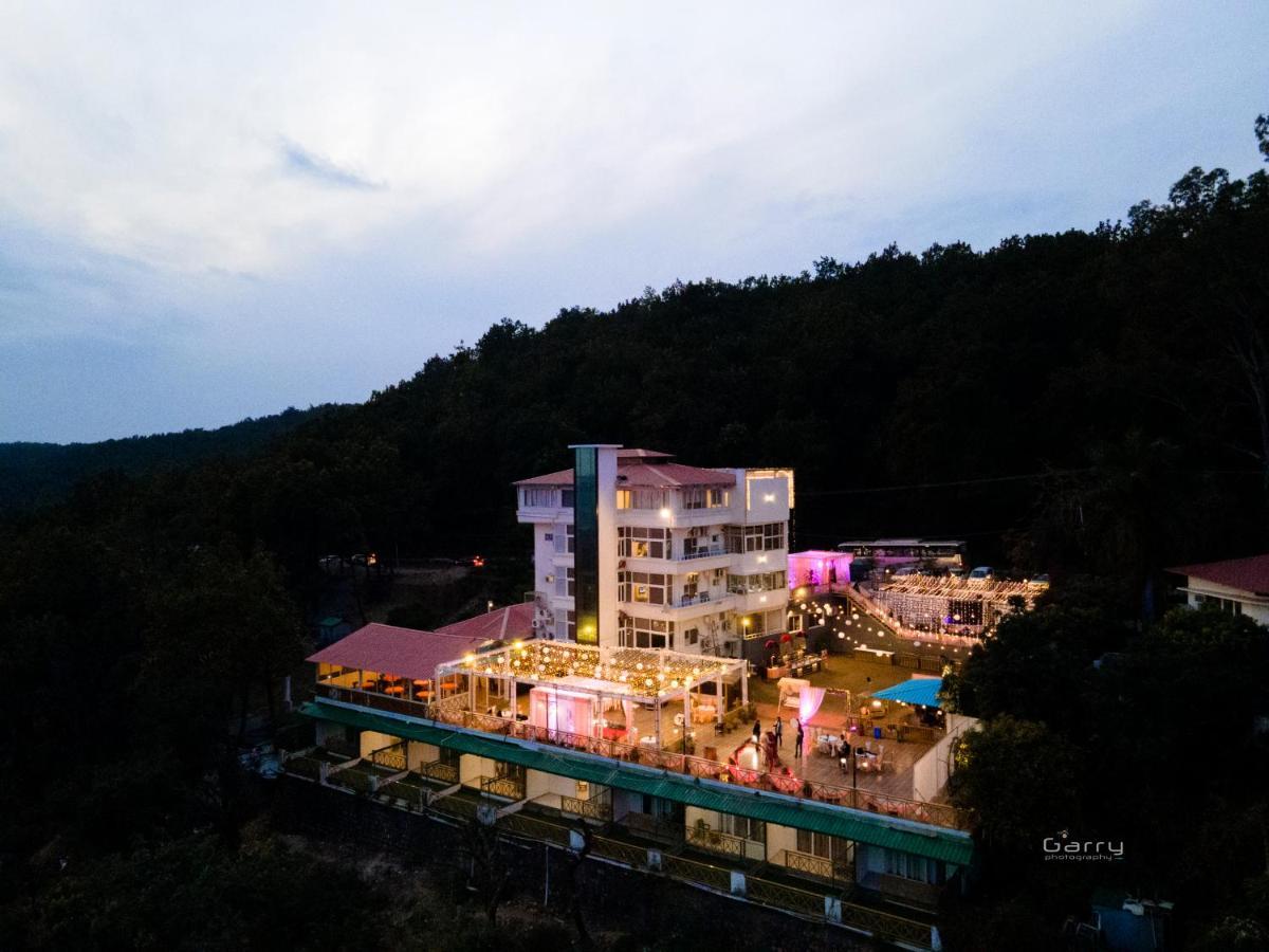 Hotel Rajpur Heights Dehradun Zewnętrze zdjęcie